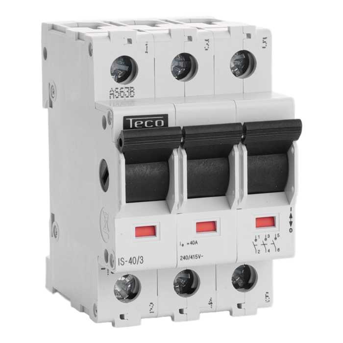 INTERRUPTEUR SECTIONNEUR TC 3P 40A INTERRUPTEUR SECTIONNEUR TC 3P 40A