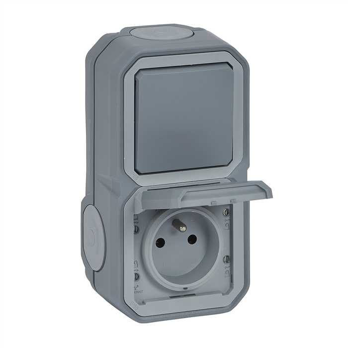 PLEXO GP - INTERRUPTEUR 2P + PRISE DE C VERTICAL GRIS IP55 PLEXO GP - INTERRUPTEUR 2P + PRISE DE C VERTICAL GRIS IP55