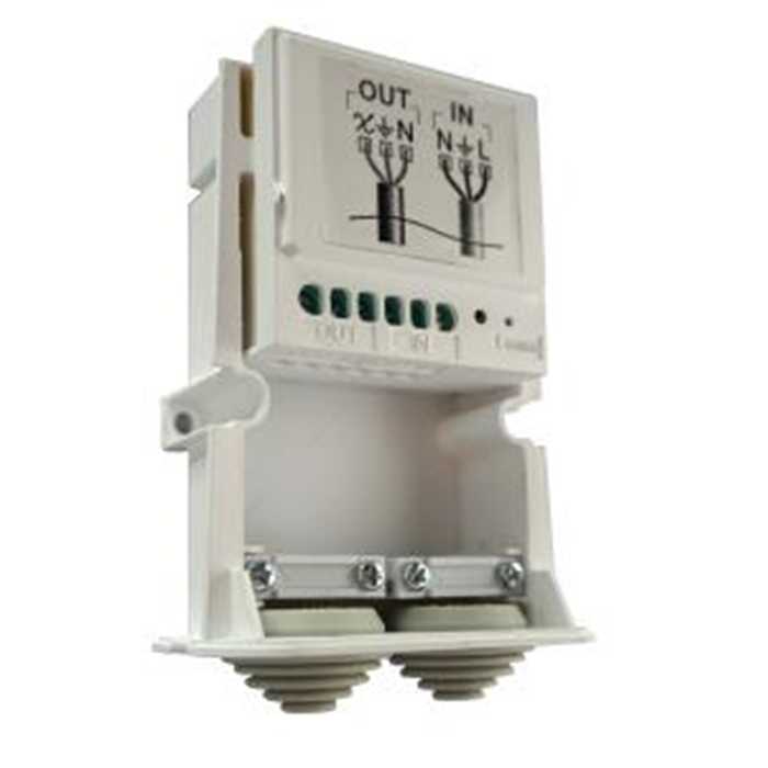 RECEPTEUR DOMOTIQUE ON/OFF 3500W IP44 RECEPTEUR DOMOTIQUE ON/OFF 3500W IP44